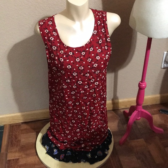 Brenda’s Shabby Sheik Dress Red and White Floral Print Ruffled Bottom - Picture 2 of 9